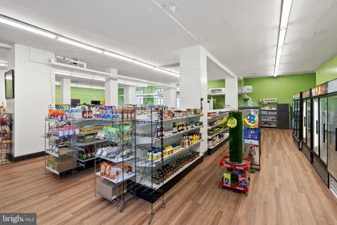 $425,000 | 4000 Cathedral Avenue Northwest, Unit 6B, Washington, DC 20016