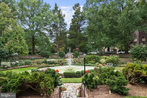 $425,000 | 4000 Cathedral Avenue Northwest, Unit 6B, Washington, DC 20016