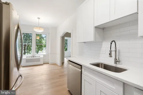 $425,000 | 4000 Cathedral Avenue Northwest, Unit 6B, Washington, DC 20016