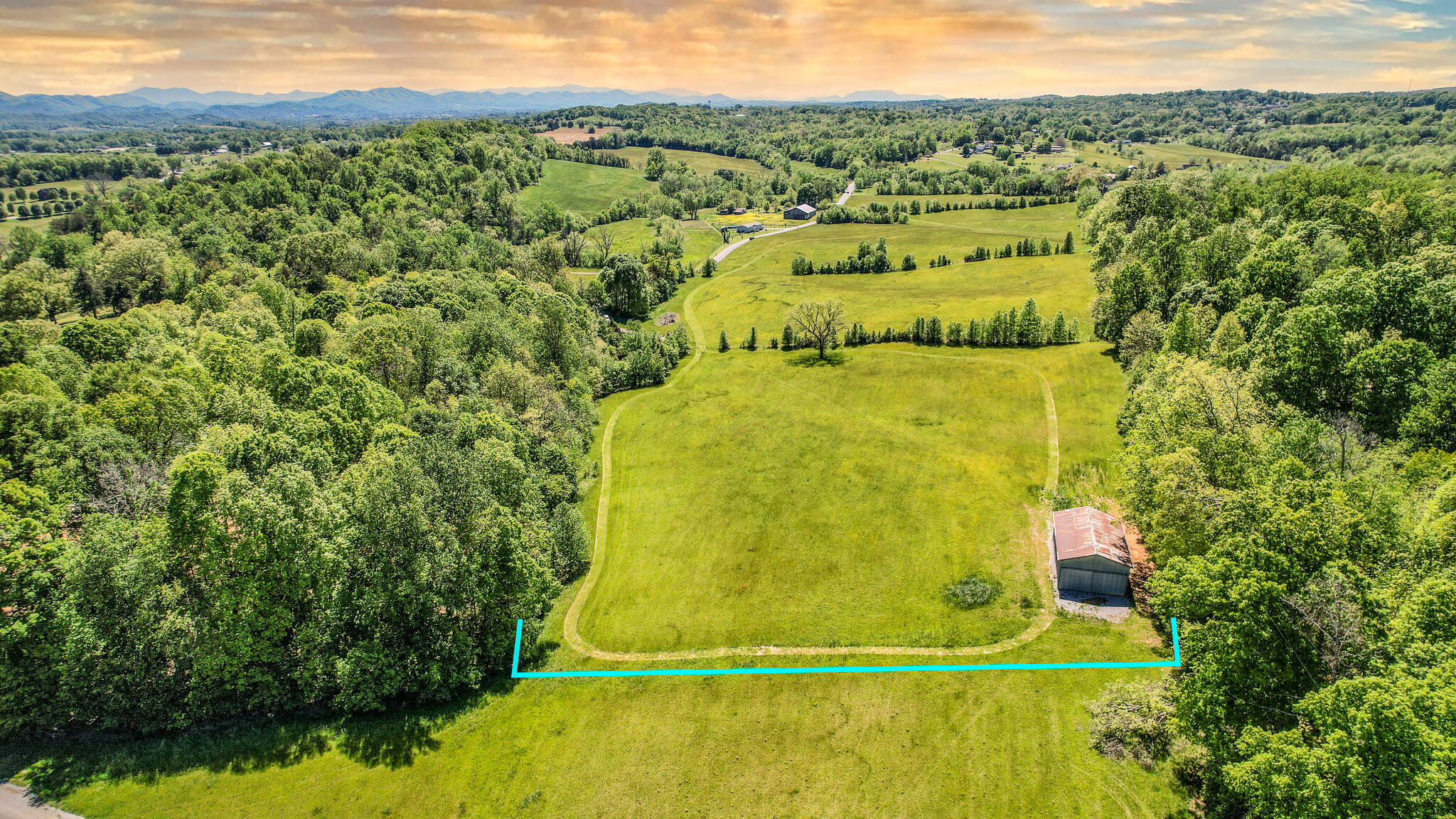 5 Holly Creek Road Greeneville, TN 37745 - Photo 7 of 25 DJI_0190-Edit