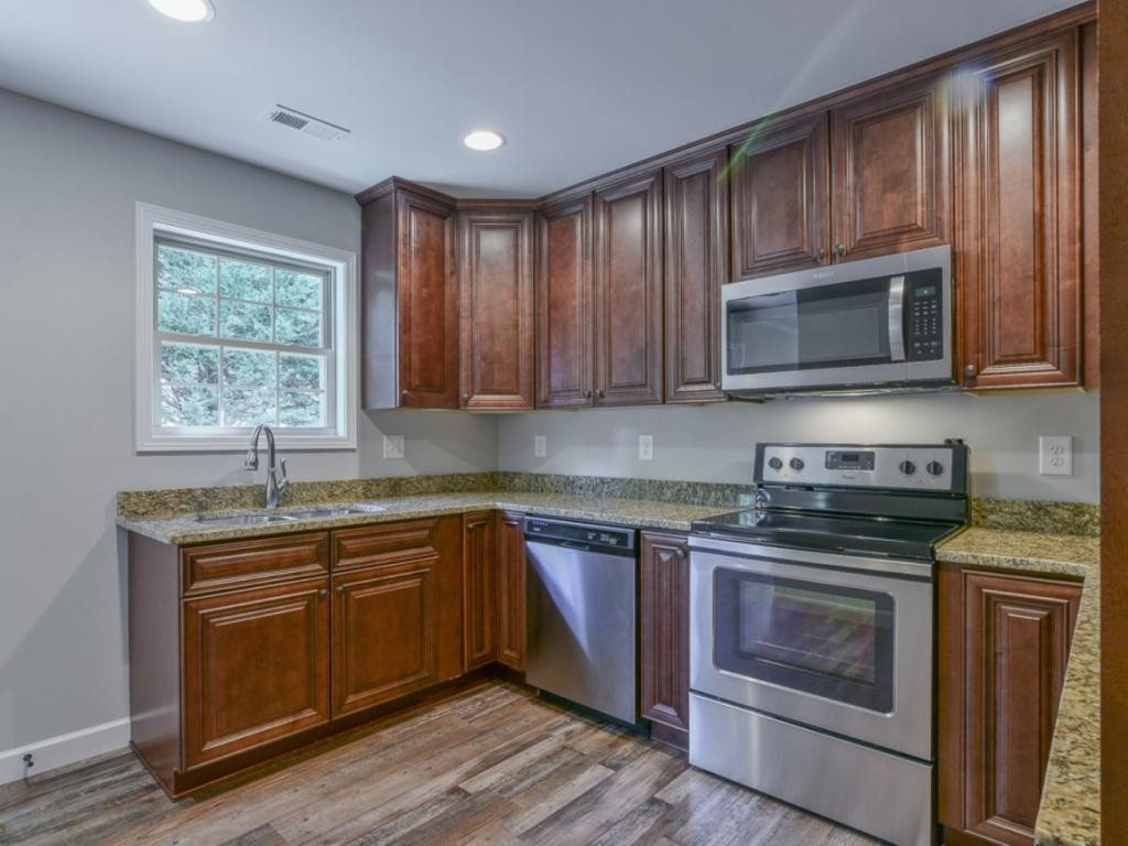 250 Ridge Pointe Johnson City, TN 37604 - Photo 16 of 36 Photo 16