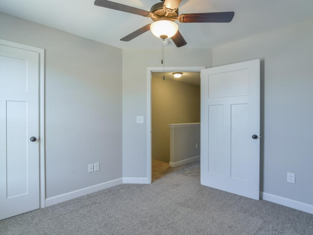250 Ridge Pointe Johnson City, TN 37604 - Photo 8 of 36 Photo 8