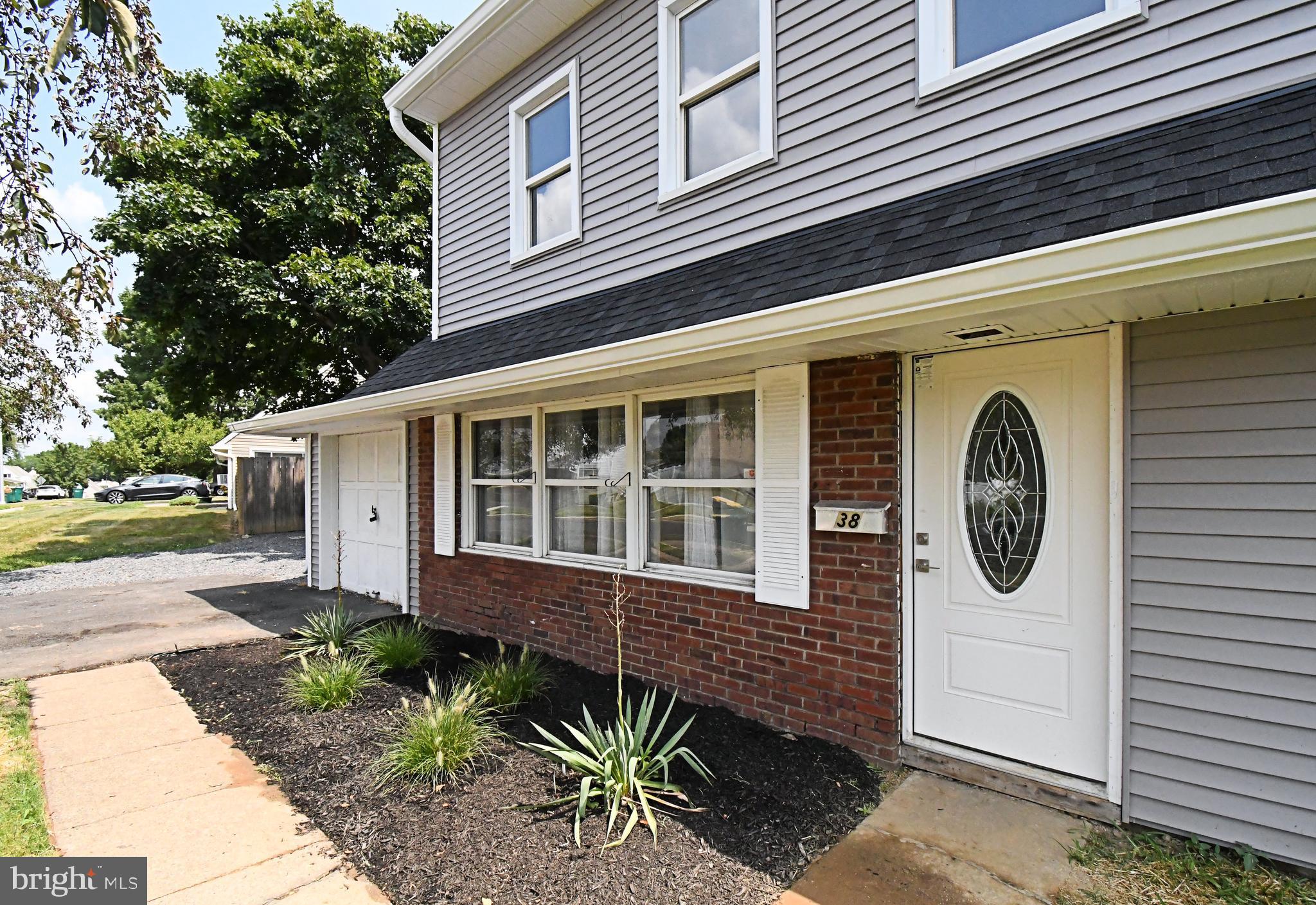 38 Candle Road Levittown, PA 19057 - Photo 6 of 41