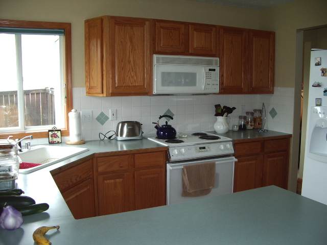 4725 East Woodglen Road Mead, WA 99021 - Photo 2 of 9