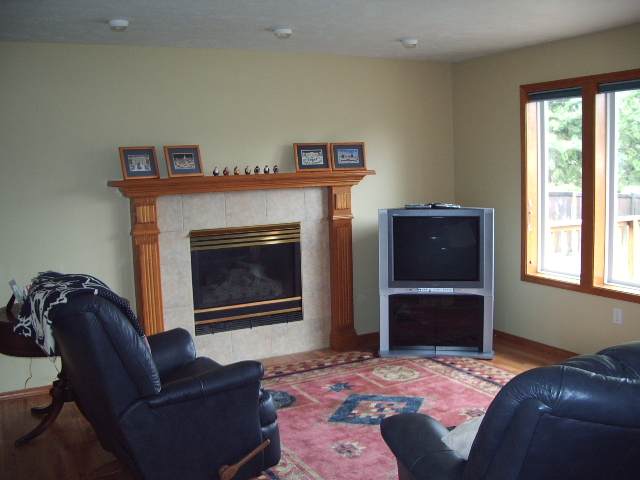 4725 East Woodglen Road Mead, WA 99021 - Photo 3 of 9