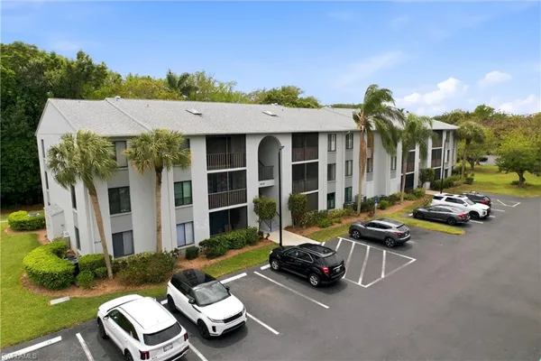 $1,195 | 9570 Green Cypress Lane, Unit 6, Fort Myers, FL 33905