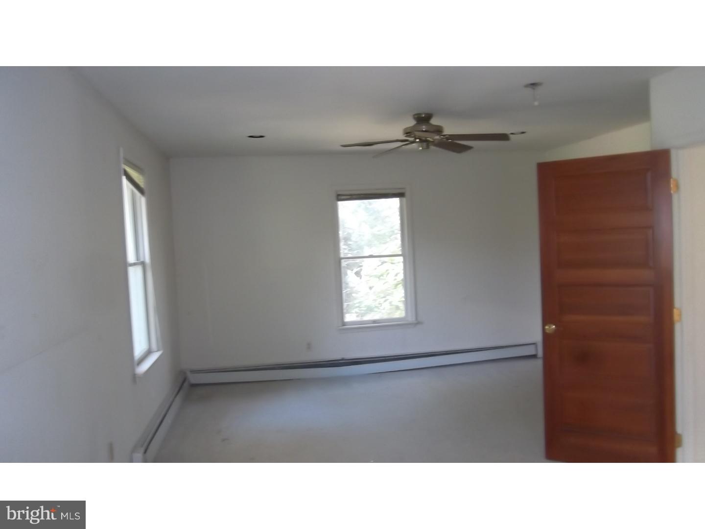 182 Bordentown Georgetown Road Columbus, NJ 08515 - Photo 14 of 19 Gallery Image 14
