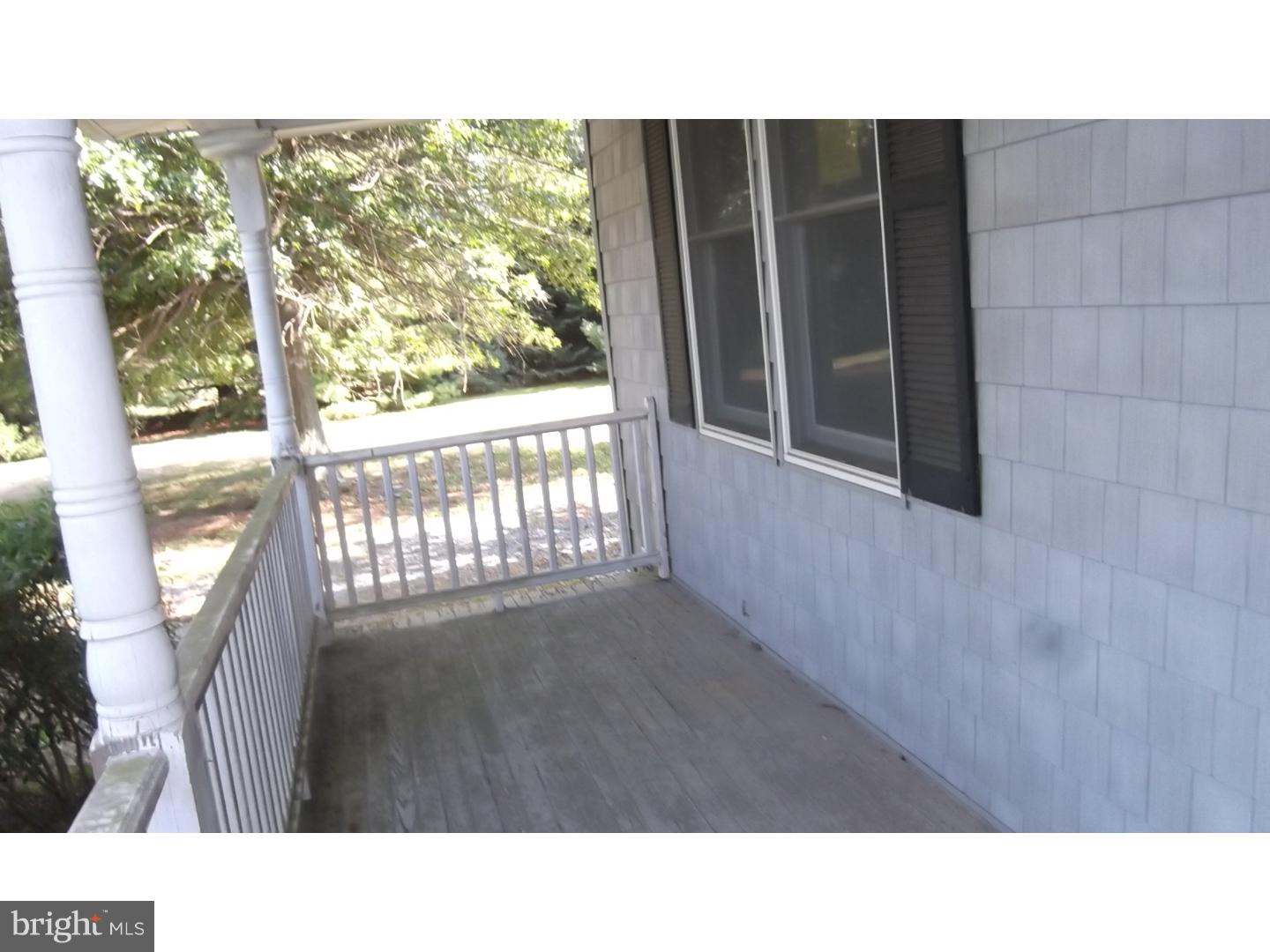 182 Bordentown Georgetown Road Columbus, NJ 08515 - Photo 5 of 19 Gallery Image 5