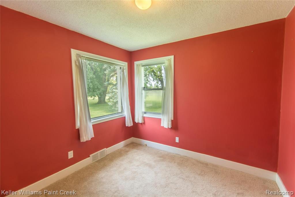 38735 Ecorse Road Romulus, MI 48174 - Photo 14 of 21
