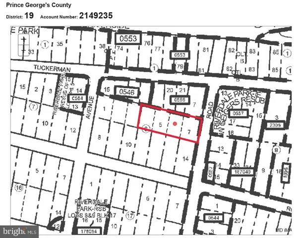 a view of a black and white wall