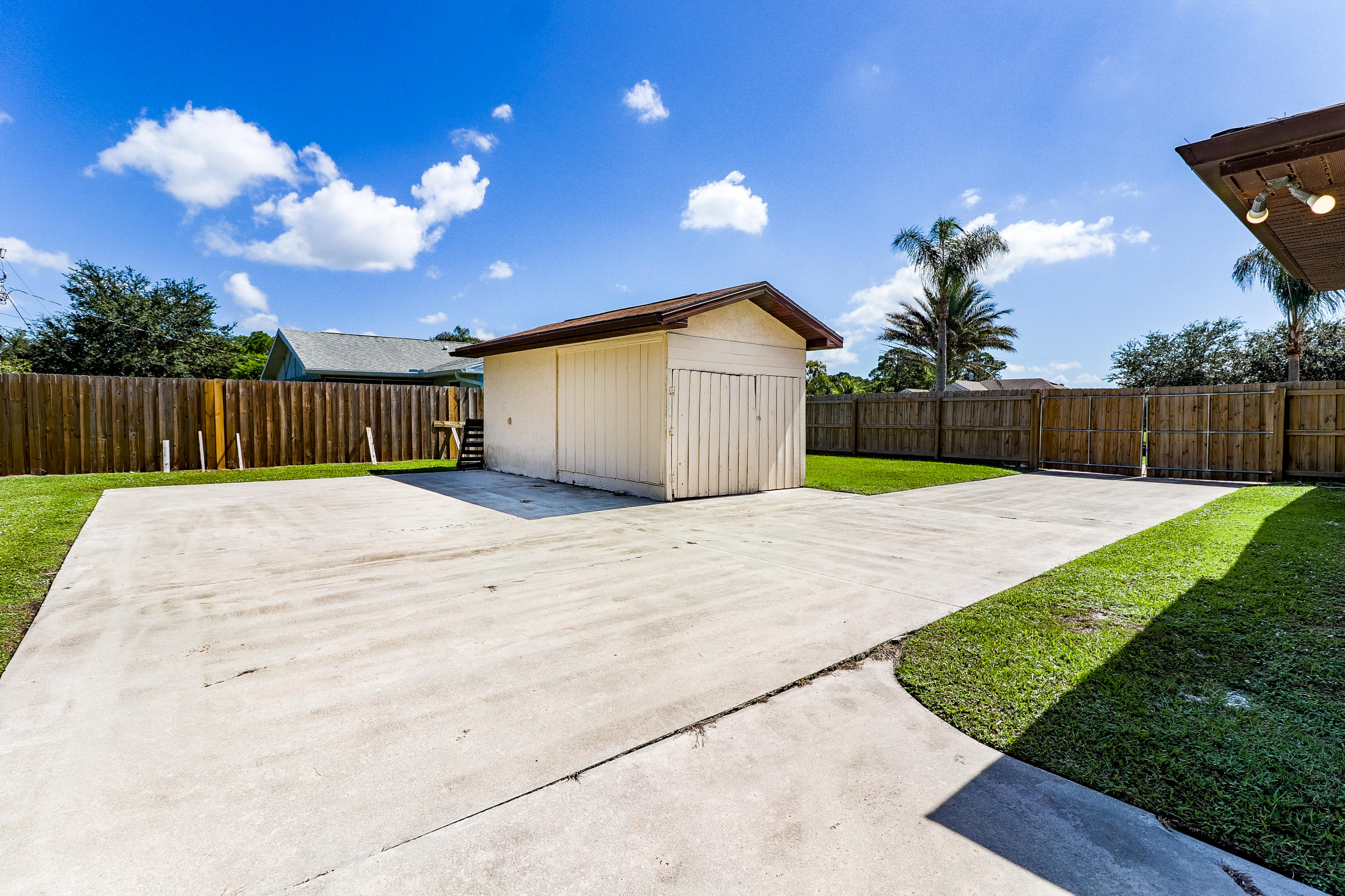 933 Southwest Bay State Road Port St. Lucie, FL 34953 - Photo 17 of 22 Outdoor Shed