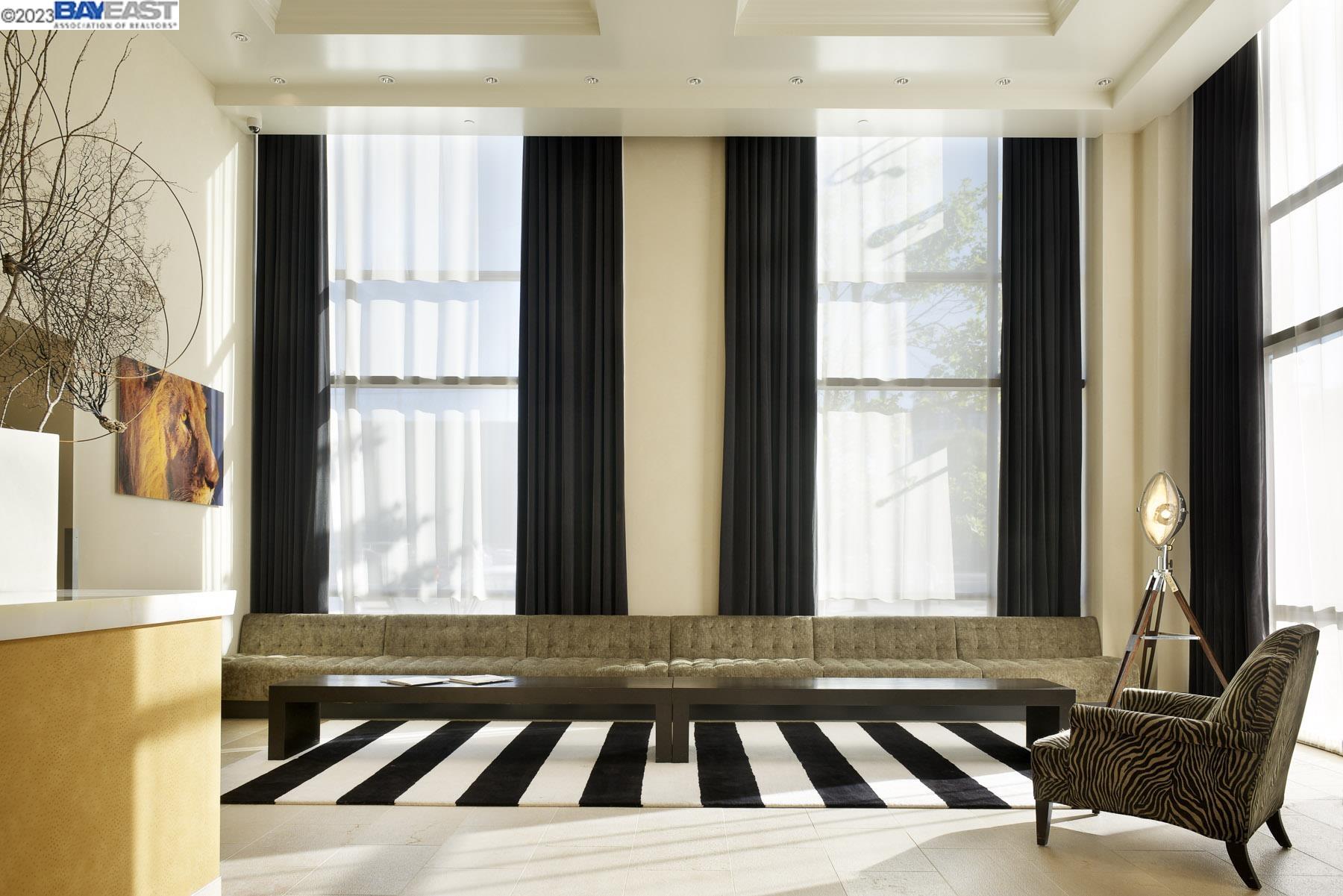 311 2nd Street, Unit 804 Oakland, CA 94607 - Photo 13 of 17 a view of an outdoor space and window