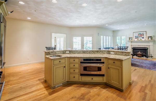 1895 Great Pond Road North Andover, MA 01845 - Photo 14 of 29 Gallery Image 14