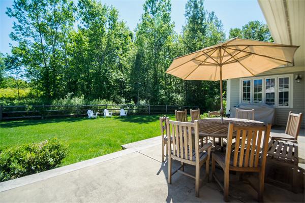 1895 Great Pond Road North Andover, MA 01845 - Photo 4 of 29 Gallery Image 4