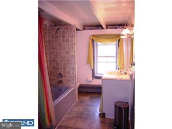 880 Bleim Road Pottstown, PA 19464 - Photo 8 of 12 Bathroom