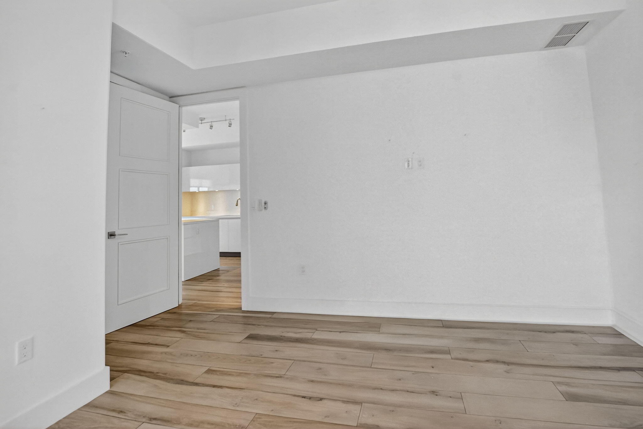 155 East Boca Raton Road, Unit 1014 Boca Raton, FL 33432 - Photo 25 of 62 42-web-or-mls-027_DSC_0511