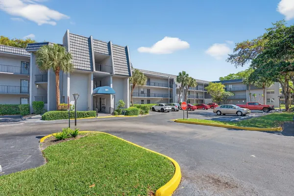 $84,900 | 9081 Lime Bay Boulevard, Tamarac, FL 33321