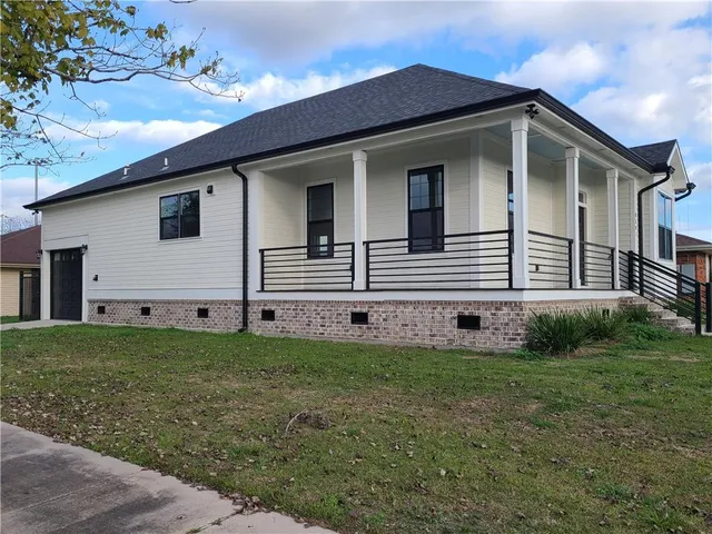 $327,000 | 8501 Prince Drive, Chalmette, LA 70043