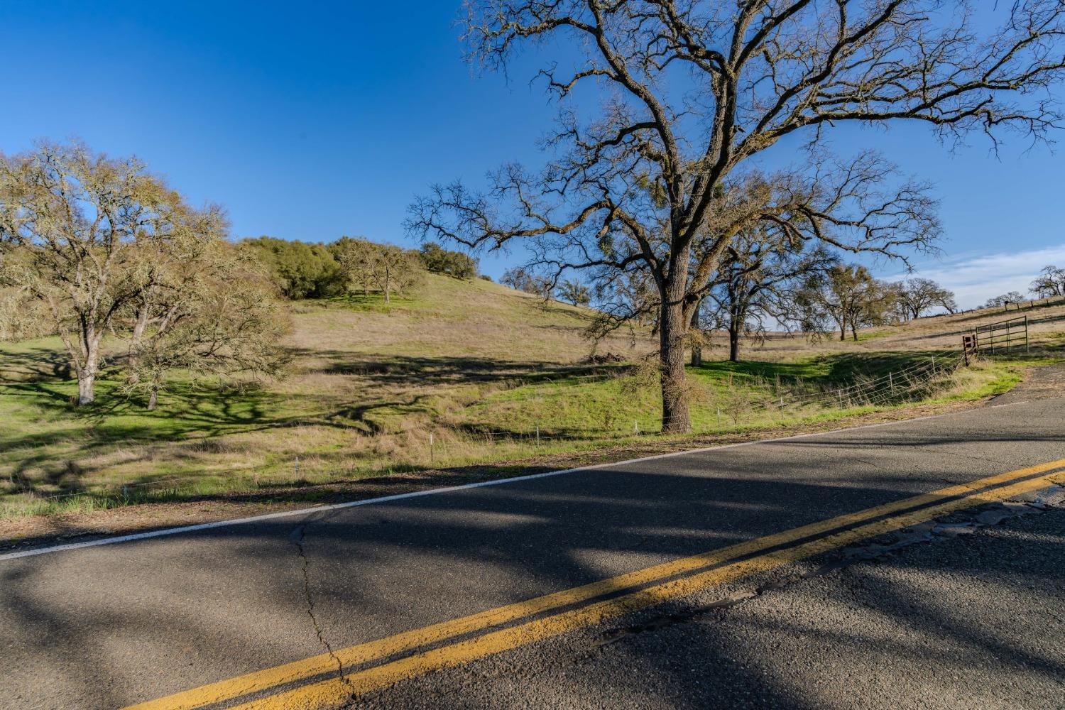 7220 Stony Creek Road Jackson, CA 95642 - Photo 39 of 60 a view of swimming pool from a window