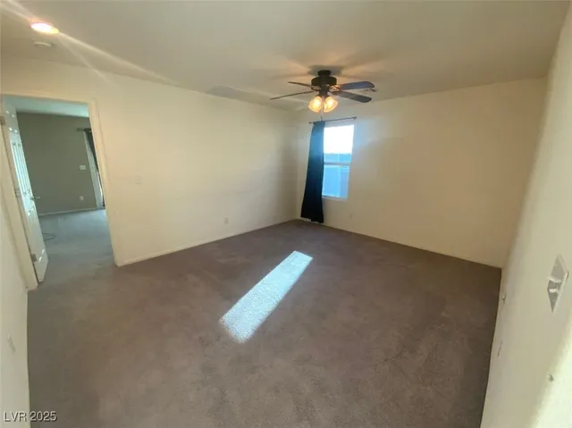 $2,295 | 10845 Hunters Green Avenue, Las Vegas, NV 89166