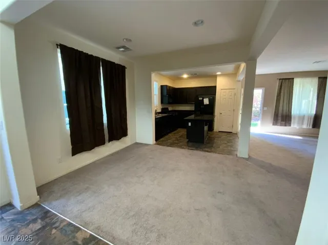 $2,295 | 10845 Hunters Green Avenue, Las Vegas, NV 89166