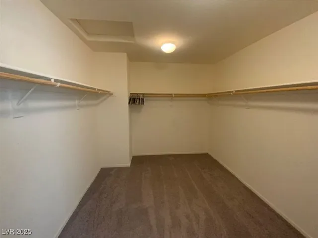 $2,295 | 10845 Hunters Green Avenue, Las Vegas, NV 89166