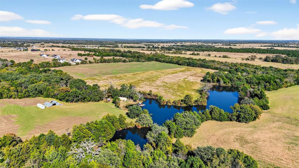 912 East Bewley Road Whitesboro, TX 76273 - Photo 22 of 30 a view of a city