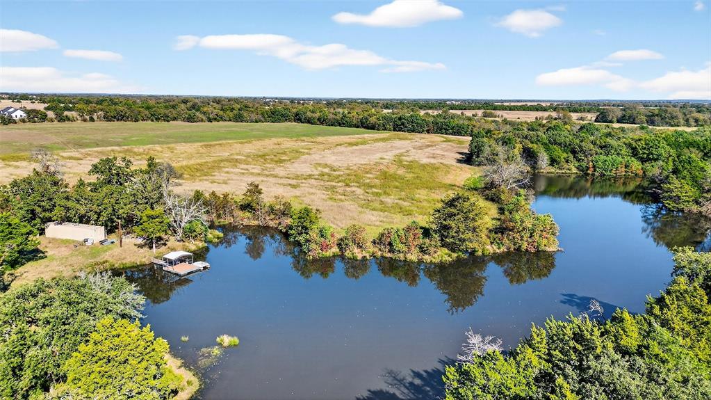 912 East Bewley Road Whitesboro, TX 76273 - Photo 23 of 30 a view of a city and ocean view