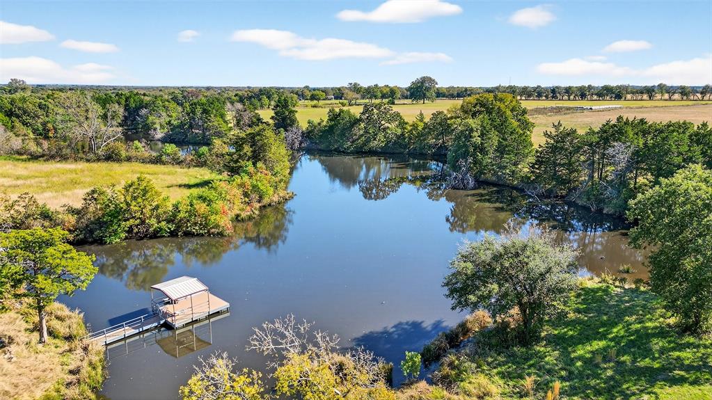 912 East Bewley Road Whitesboro, TX 76273 - Photo 5 of 30 a view of a city with lake view