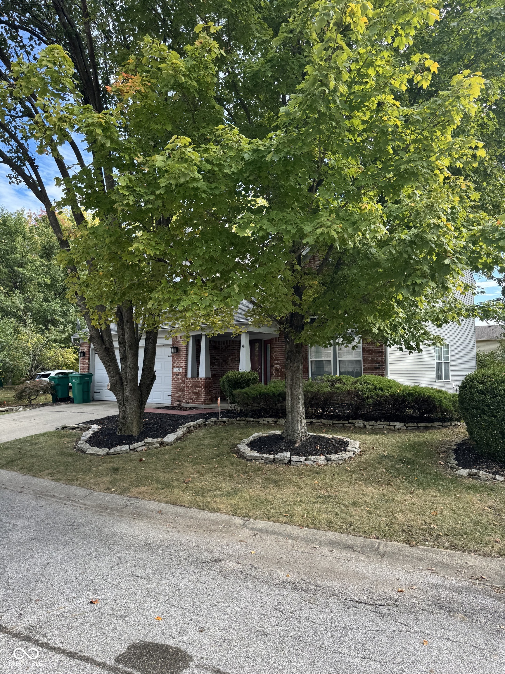 7425 Buttonbush Court Indianapolis, IN 46254 - Photo 2 of 46
