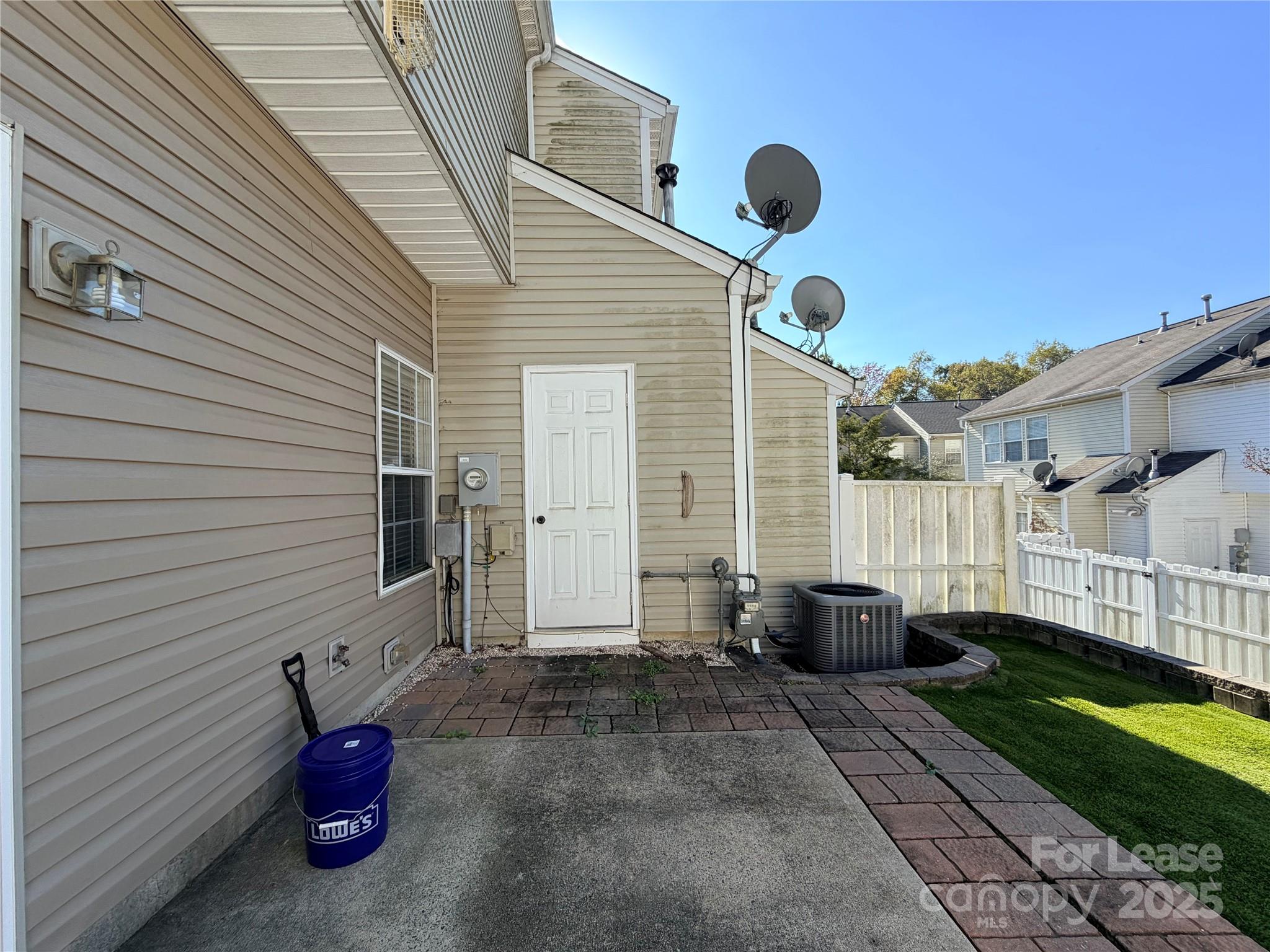 6836 Rothchild Drive Charlotte, NC 28270 - Photo 14 of 25 a view of a back yard of the house
