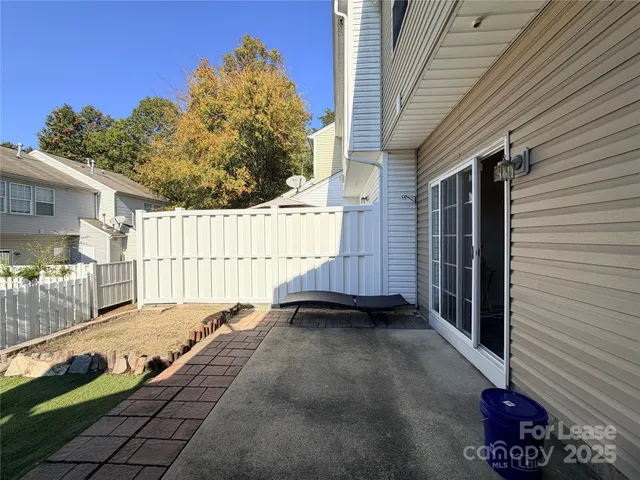 $1,800 | 6836 Rothchild Drive, Charlotte, NC 28270