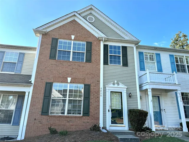 $1,800 | 6836 Rothchild Drive, Charlotte, NC 28270