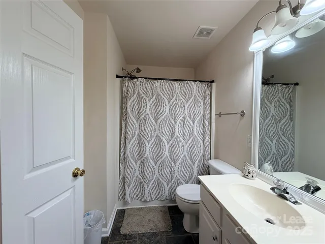 $1,800 | 6836 Rothchild Drive, Charlotte, NC 28270