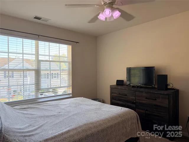 $1,800 | 6836 Rothchild Drive, Charlotte, NC 28270