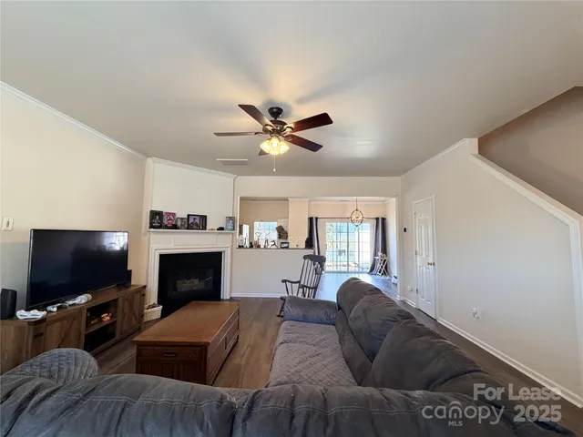 $1,800 | 6836 Rothchild Drive, Charlotte, NC 28270