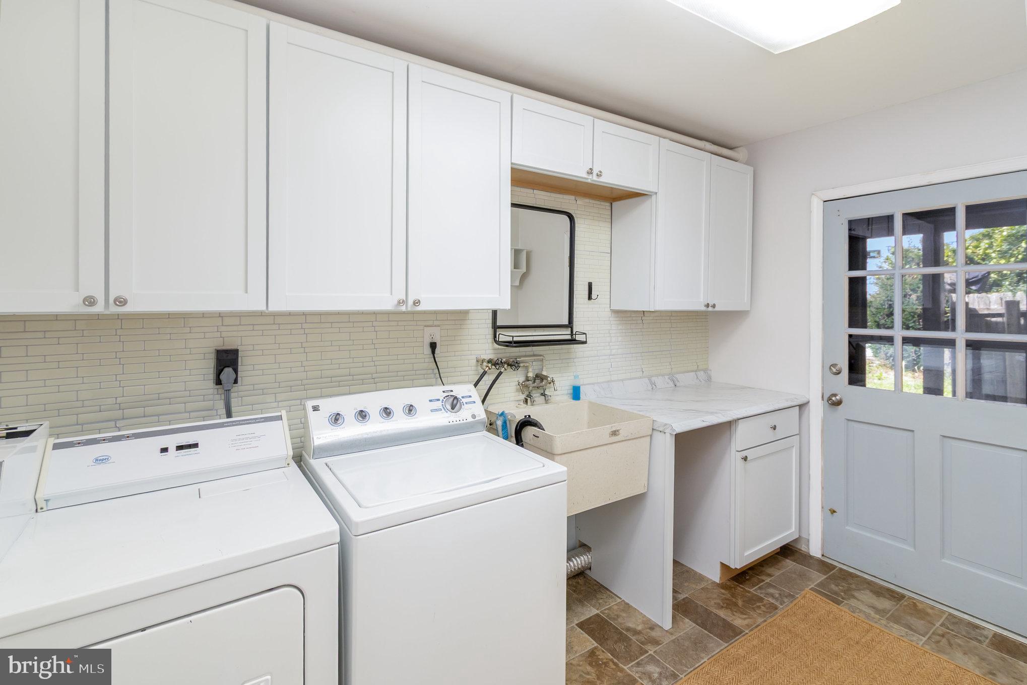 2033 Shore Drive Edgewater, MD 21037 - Photo 17 of 40