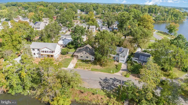$540,000 | 2033 Shore Drive, Edgewater, MD 21037