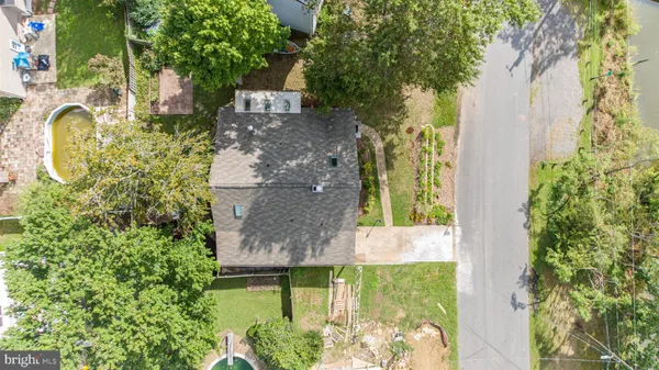 $540,000 | 2033 Shore Drive, Edgewater, MD 21037