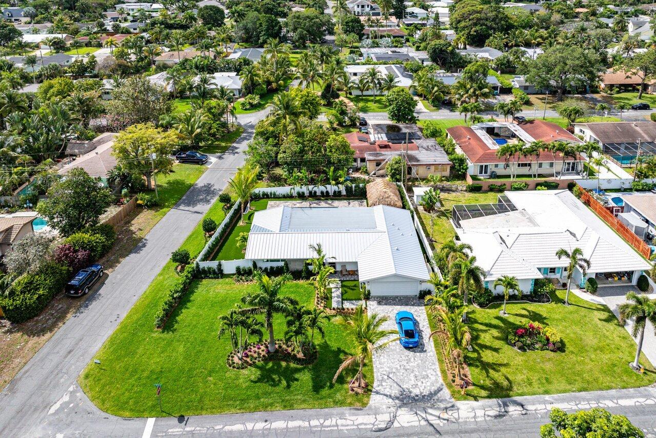 902 Southwest 27th Place Boynton Beach, FL 33435 - Photo 48 of 52 a picture of street view
