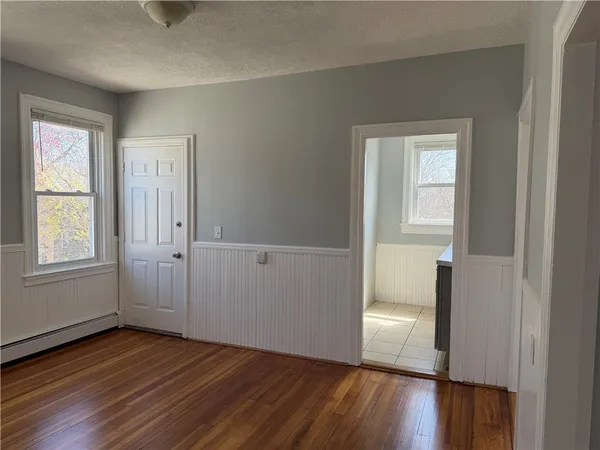 $2,200 | 368 Orms Street, Unit 3, Providence, RI 02908