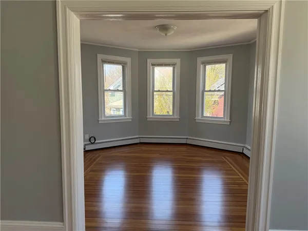 $2,200 | 368 Orms Street, Unit 3, Providence, RI 02908