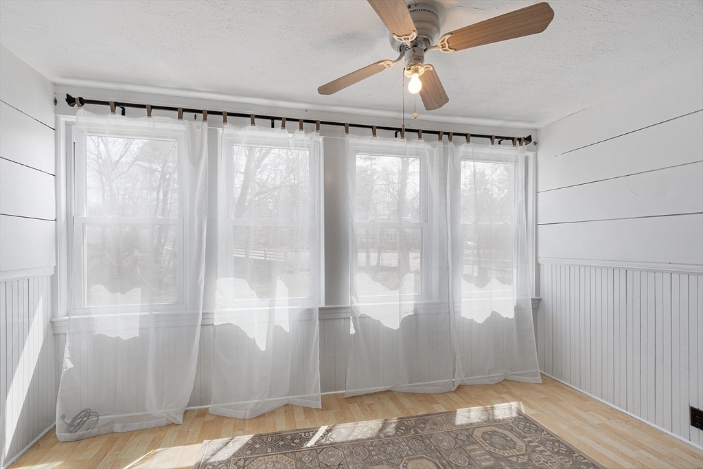 48 Mill Street Maynard, MA 01754 - Photo 13 of 31 a view of entryway