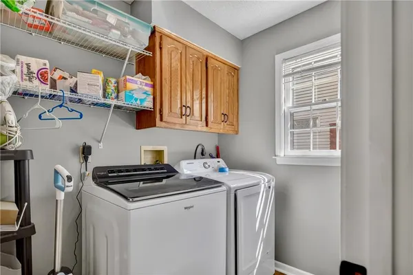 $545,000 | 9410 Hall Drive, Lenexa, KS 66219