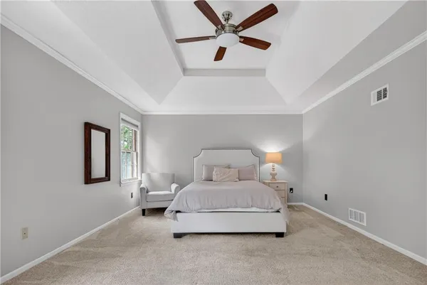 $545,000 | 9410 Hall Drive, Lenexa, KS 66219