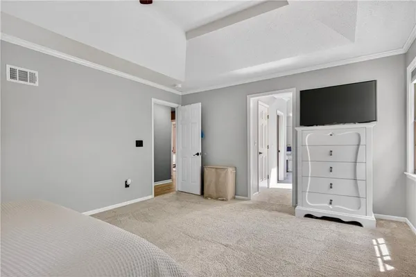 $545,000 | 9410 Hall Drive, Lenexa, KS 66219