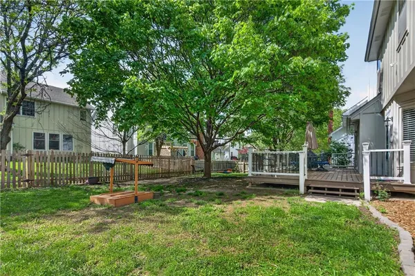 $545,000 | 9410 Hall Drive, Lenexa, KS 66219
