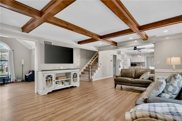 $545,000 | 9410 Hall Drive, Lenexa, KS 66219