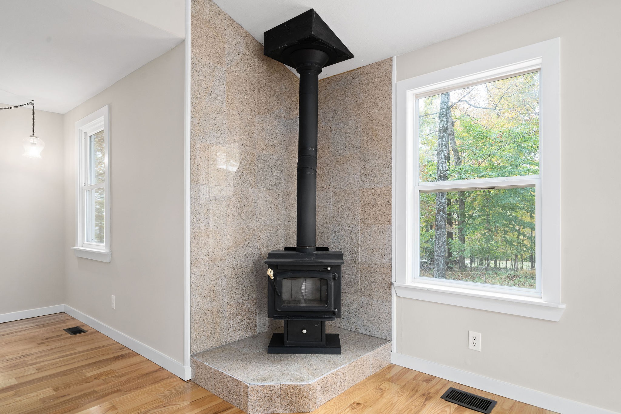 2225 Dunbar Road Woodlawn, TN 37191 - Photo 14 of 29 Gallery Image 14