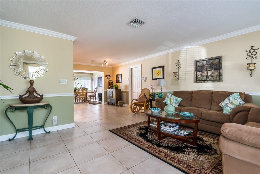 4399 Northwest 2nd Terrace Boca Raton, FL 33431 - Photo 9 of 27 Photo 10